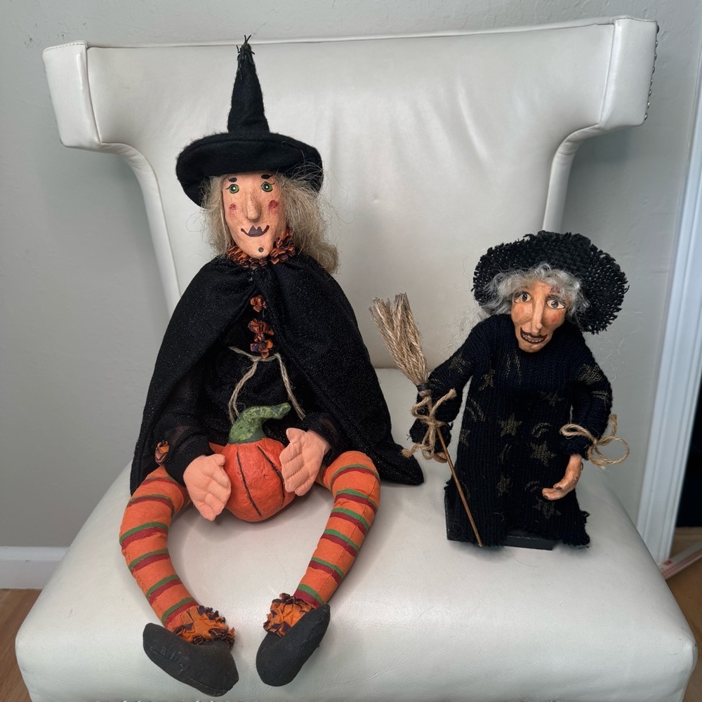 Set of 2 Vintage Halloween Witches Hand Painted Decorative Folk Art Black Orange